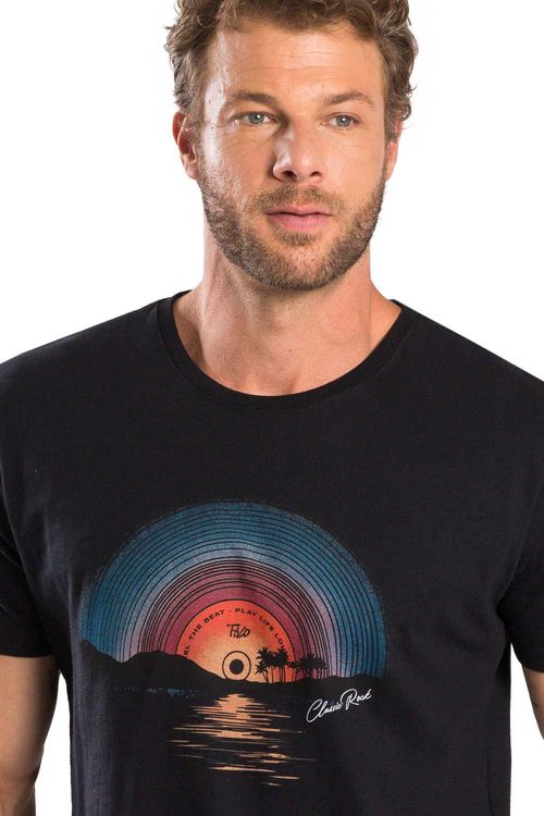 T-Shirt Estampada Disco Music Preta